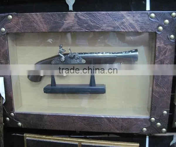 Display Replica Toy Gun Painting With Frame photo-6