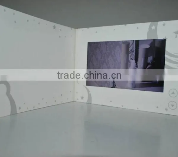 Hot Sale 7 Inch 1080p Video Playing Lcd Wearable Business Badge for Advertising photo-5
