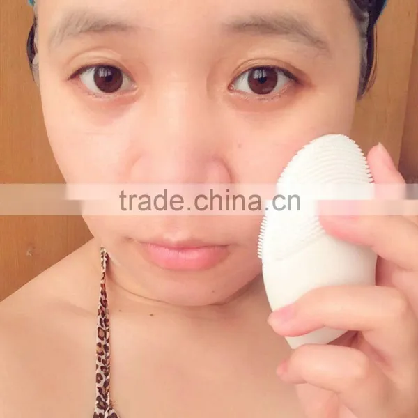2016 Hot Skin Care Electric Face Brush Facial Cleansing Machine photo-6