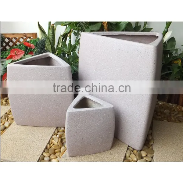 Triangle Flower Pot Outoor Flower Container for Sale photo-4