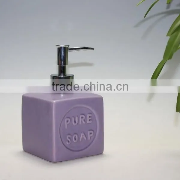 2015 New 3pcs Cute Ceramic Bathroom Accessories photo-5