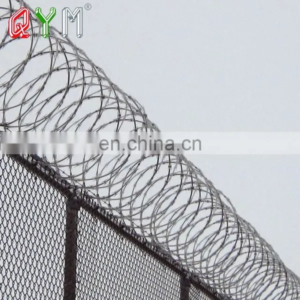 6ft Razor Wire Top Galvanized Steel Chain Link Airport Fence photo-3