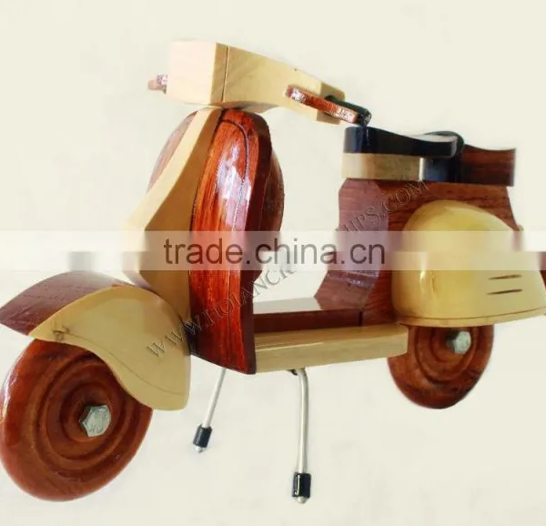 VESPA MODEL, CRAFT SCOOTER OF VIETNAM, HANDICRAFT PRODUCT