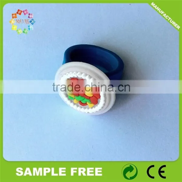2014 Beautiful Girl'S Design Plastic Finger Custom Finger Rings photo-3