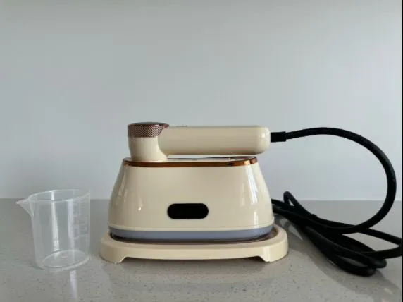 Non-Stick and Scratch-Resistant Steam Iron for Fabric Protection