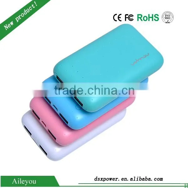 2016 Wholesale Consumer Electronics LED Light Rohs Power Bank for Mobile Phones