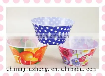 Mini Plastic Salad Bowl With Lid for Children photo-3