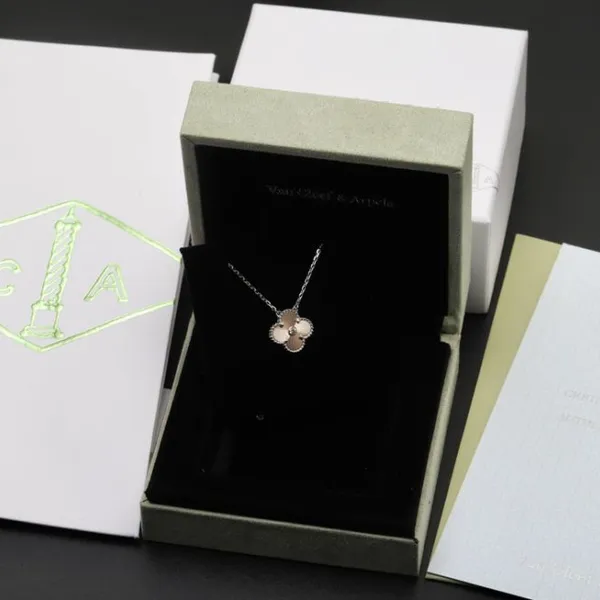 VCA 925silver Limited Edition Necklace for Christmas Gift photo-4