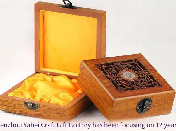 Wooden Boxes for Jadeite Pendants. Production and Customization of Pendant Wooden Box Packaging. Logo Can be Made as Required. photo-2