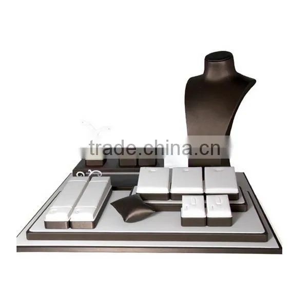 Wholeale Custom Luxury Leather Jewellery Display Set photo-3