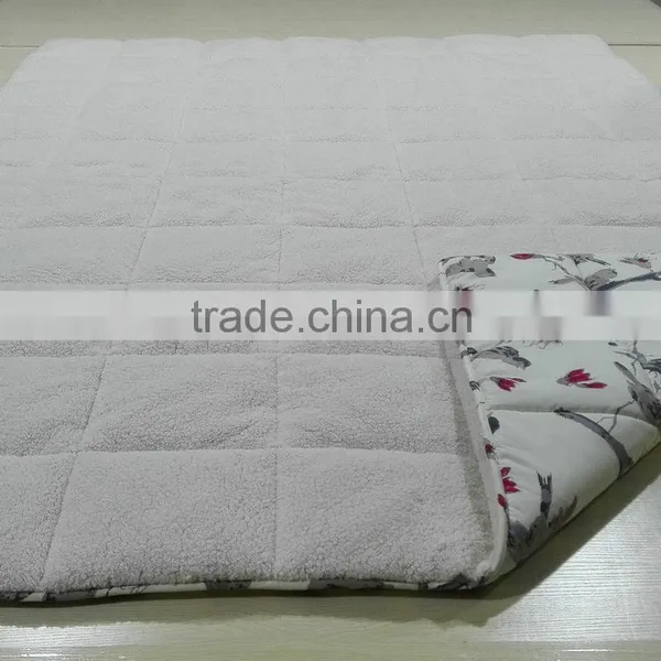 Import China Products Factory Sale Microfiber Quilt, Lamb Fleece Comforter .de photo-4