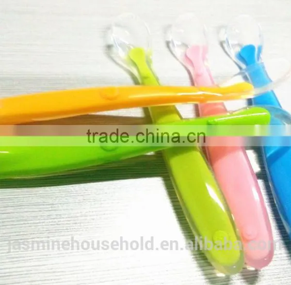 High Quality BPA Free Durable& Flexible Silicone Baby Feeding Spoon photo-3
