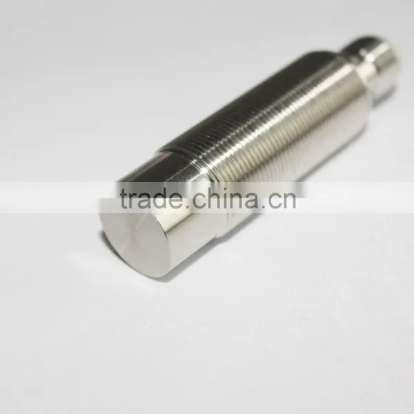 FSCU1805 Series M18 3-Pins Inductive Proximity Sensors, Connector Type, Sensing Part Is Made of Metal, Full Metal Housing. photo-2