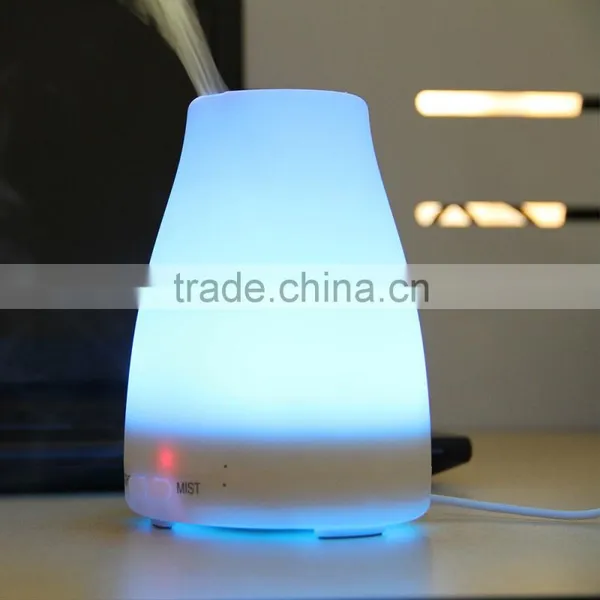 120ML Color Changing Electronic Ultrasonic Essential Oil Humidifier Aroma Diffuser photo-4