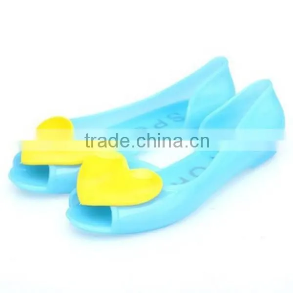 Free Shipping Summer Beach Jelly Sandal Heart Gladiator Sandals Women Fish Toe Woman Flat Crystal Flip-flop Sandals photo-6