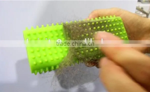 CY064 Pet Comb Mucous Wool Implement Silicone Brush Cat and Dog Fur Cleaner Pets Hair Comb photo-3