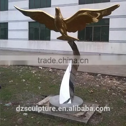 Mirror Finish Outdoor Bird Sculpture in Stainless Steel Material photo-3