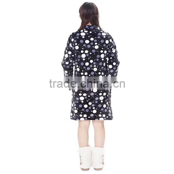 Women Printed Unisex Adult Sleepwear Wholesale Luxury photo-3