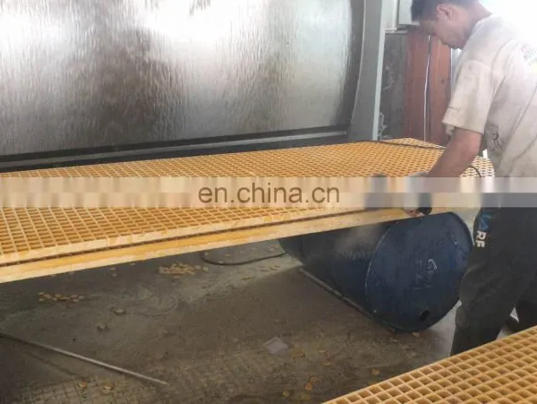 Wholesale Thickness 25mm Standard GRP Frp Walkway Grating for Rooftop Solar Project photo-3