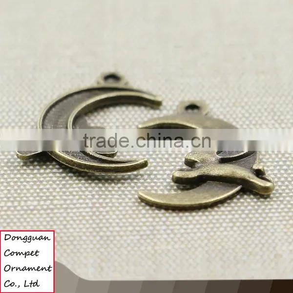 Wholesale Zinc Alloy Curved Moon Rabbit Pendant photo-2