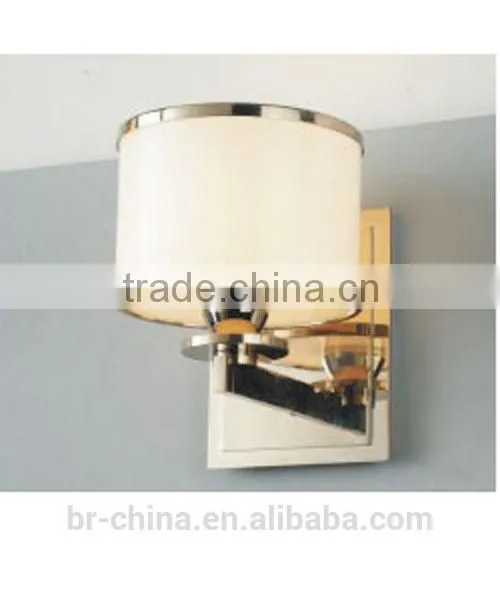 Single Light Brass Wall Lamp WL578-1