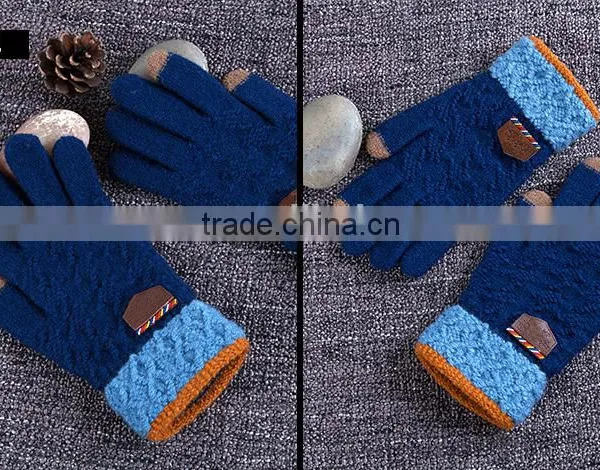 Hotsale Premium Woolen Yarn Knitted Contrast Color Touch Screen Gloves For Boys photo-5