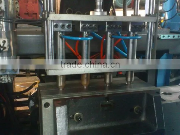 6000BPH Bottles Three Layer Double Station Extrusion Blow Molding Machine for Small Bottle photo-6