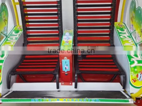 Popular Music and Dynamic Games Happy Car Made Originally by Guangzhou Manufactory Unique L.E.D. Lighting Le Bar Car EP photo-4