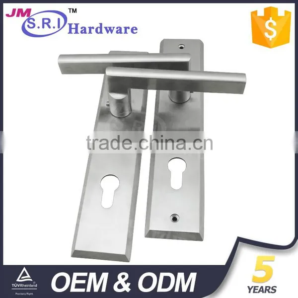 Modern Style SUS304 Door Lever Handle on Plate , Lever Type Door Handle for Aluminum Door photo-2
