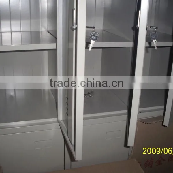 Metal Six-door Locker With One Shelf for Storage photo-3