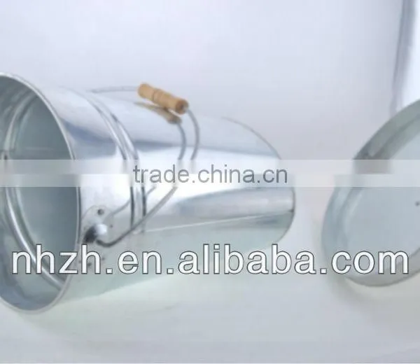 Outdoor Oval Galvanized Iron Barrels With Lid photo-5