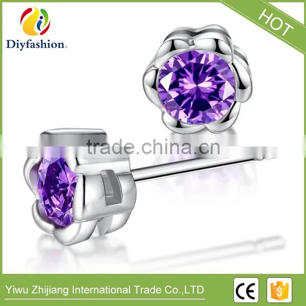 Beautiful Flower Shape Plum Blossom Cubic Zircon Stud Earring for Women photo-2
