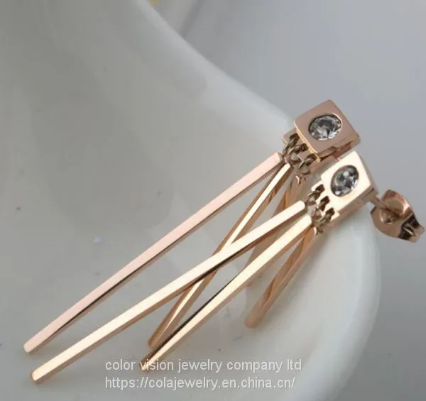 Queen′s Jewellery Fashion Stainless Steel Letter Square Tassel Long Earrings Rose Gold Earring photo-3