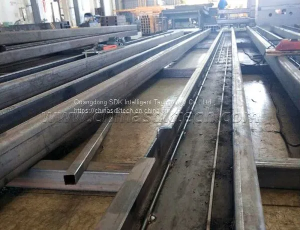 Raw Paper Feeding Track