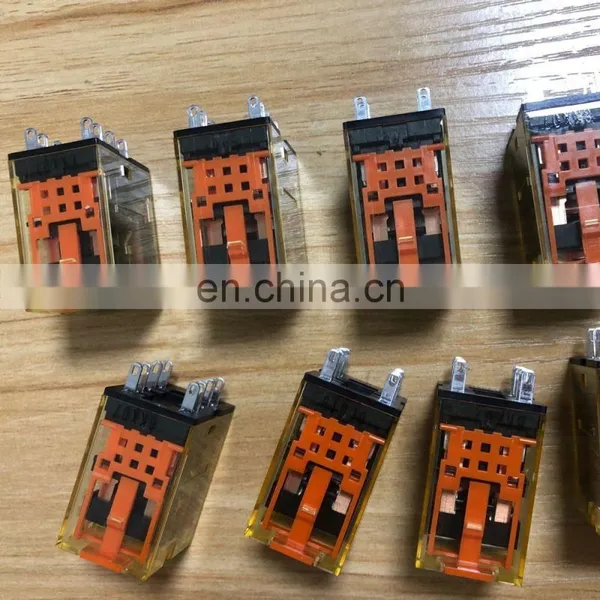 IDEC Miniature Relay RU2S-A220 220V 110V 24V 8 Pin 10A photo-2