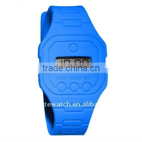 Wide Band Digital Display Silicone Watch Custom Logo Wholesale
