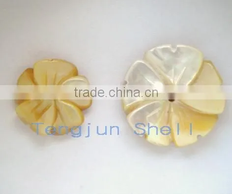 Golden-lip Mother of Pearl Carved Flower Pendant