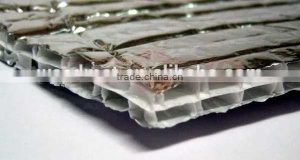 Double Metalized Film or Aluminum Foil Bubble Insulation for Heat Shield photo-6