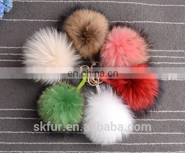 Factory Wholesale 15 cm Fluffy Real Raccoon Fur Pompon Pompom Keychain photo-6