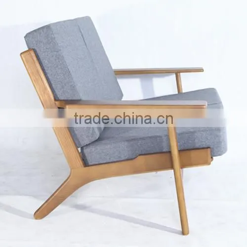 Solid Varnished Wooden Chair Hans Wegner 2 Seat Plank Sofa photo-3