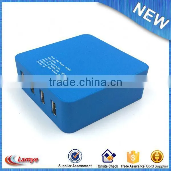 Ce Rohs 5v 5a 4 Port Usb Wall Charger for Travel photo-4