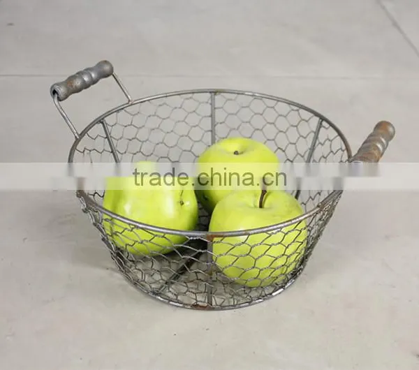 Antique Country Style Metal Wire Baskets With Hemp Rope Handle photo-3