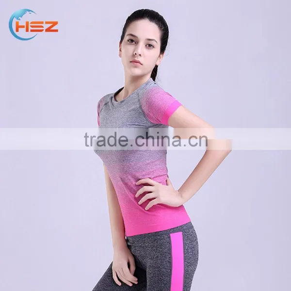 Hsz-103 Top Quality Ladies T-shirt Gym Wear for Yoga and Running Women Sports Top Wear photo-3