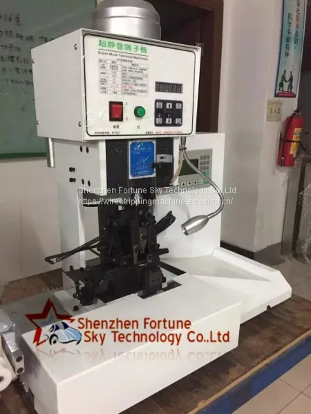 Semi-Automatic Ribbon Cable Terminal Crimping Machine photo-2