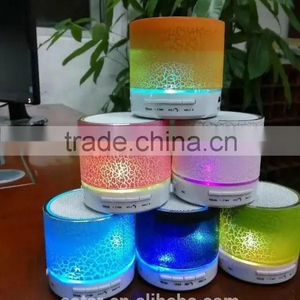 2016 Portable Mini Bluetooth Speaker With Fm Radio/Flash Light photo-4