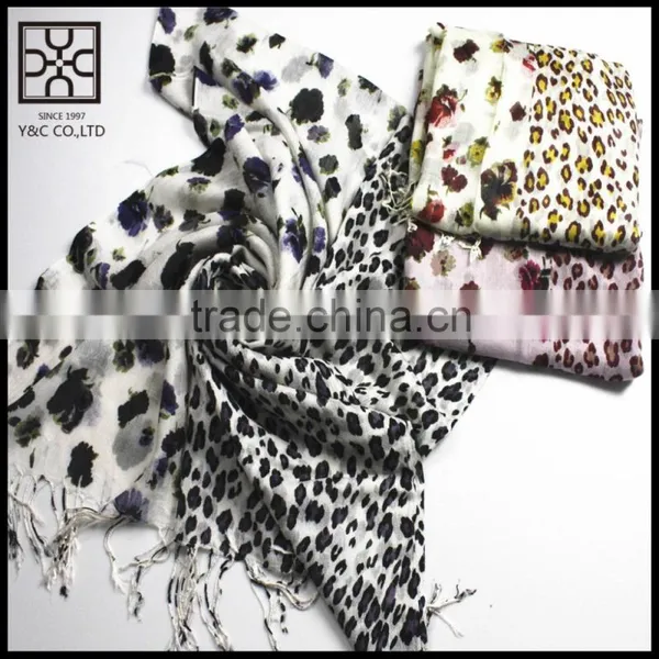 Polyester Floral Print Designer Scarf Wholesale China photo-2