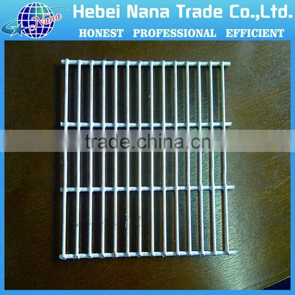 Galvanized and Pvc Coated High Security Fence photo-3