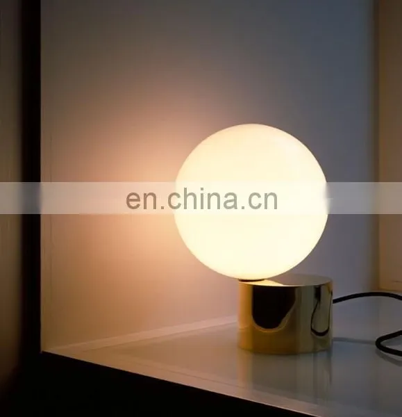 Factory Direct Gold Metal Glass LED Table Lamp Chinese Table Lamps photo-5