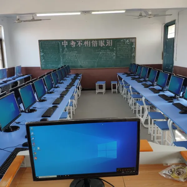 Supply TCI Fat Client Cloud Desktop System Cloud Classroom Solution Yulong Cloud
