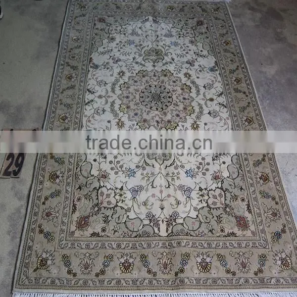 4x6ft on Sale Chinese Silk/wool Hand Knotted Carpet photo-6